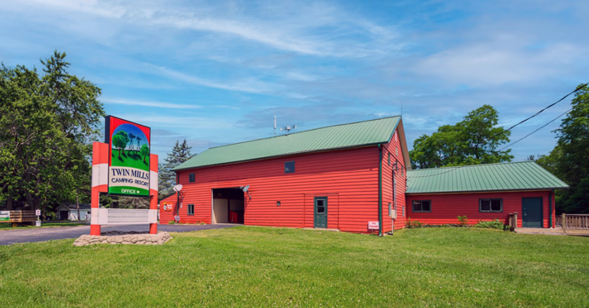 Twin Mills Campground in Howe, Indiana